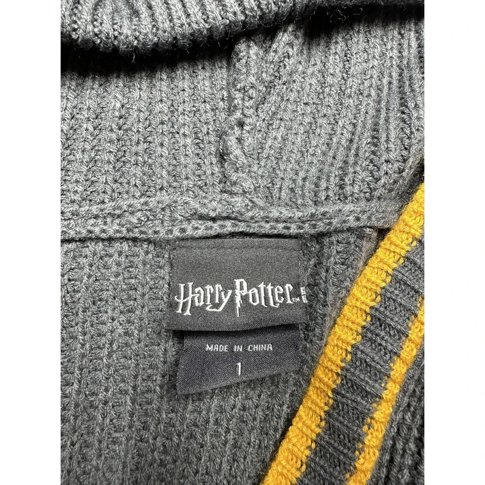 Harry Potter‎ Sweater Hoodie Size 1 Gray Yellow Hufflepuff Knit Pullover